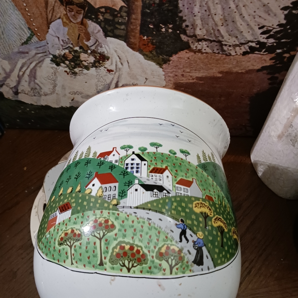 NEWCOR Cookie Jar Stoneware JAPAN Made Country Village Vintage Like New!👩‍🍳